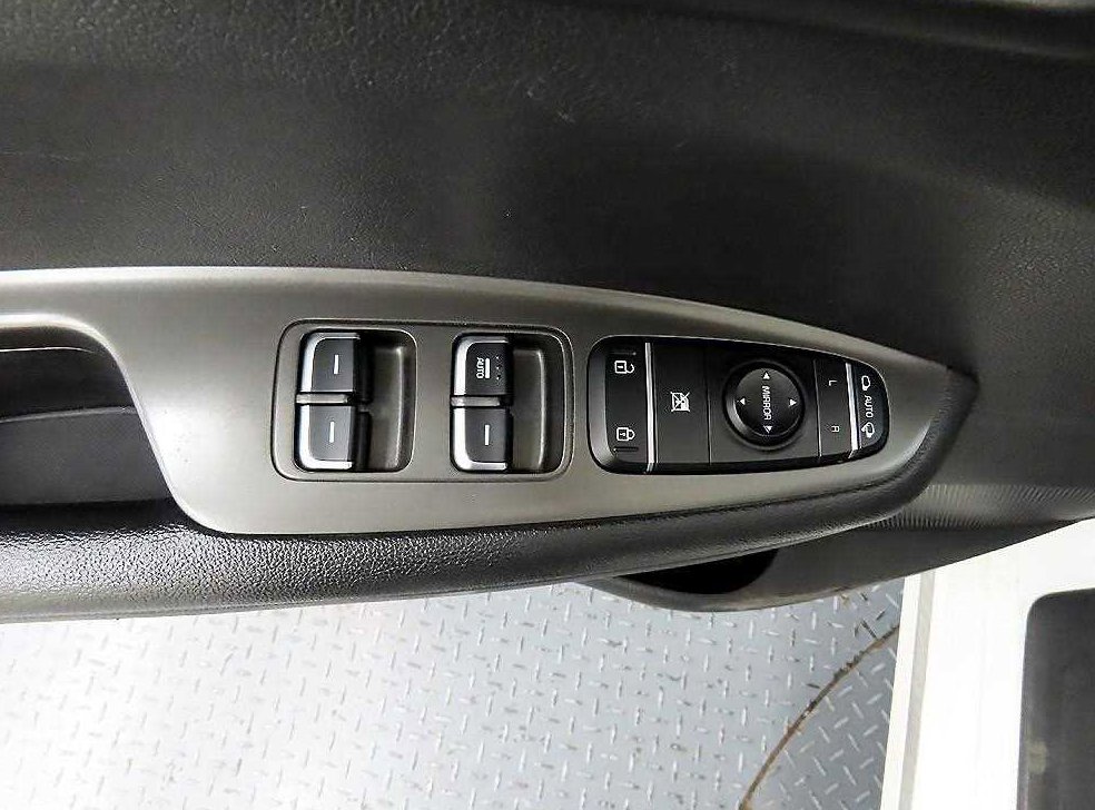 기아 K5 LPI 2.0 사진 11