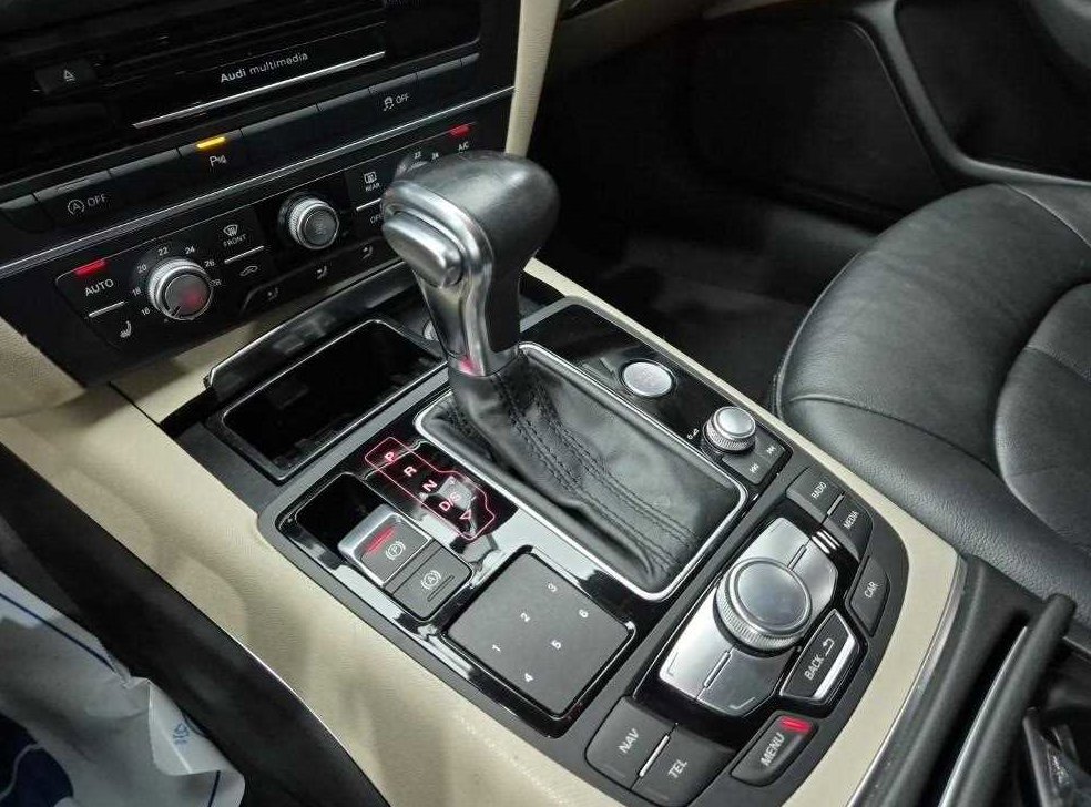 아우디 A6 45 TDI 콰트로 사진 8