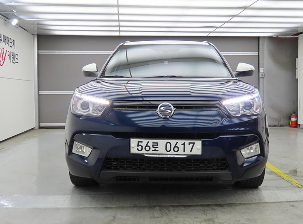 KG모빌리티(쌍용)  티볼리 디젤 2WD 1.6 LX 사진 2