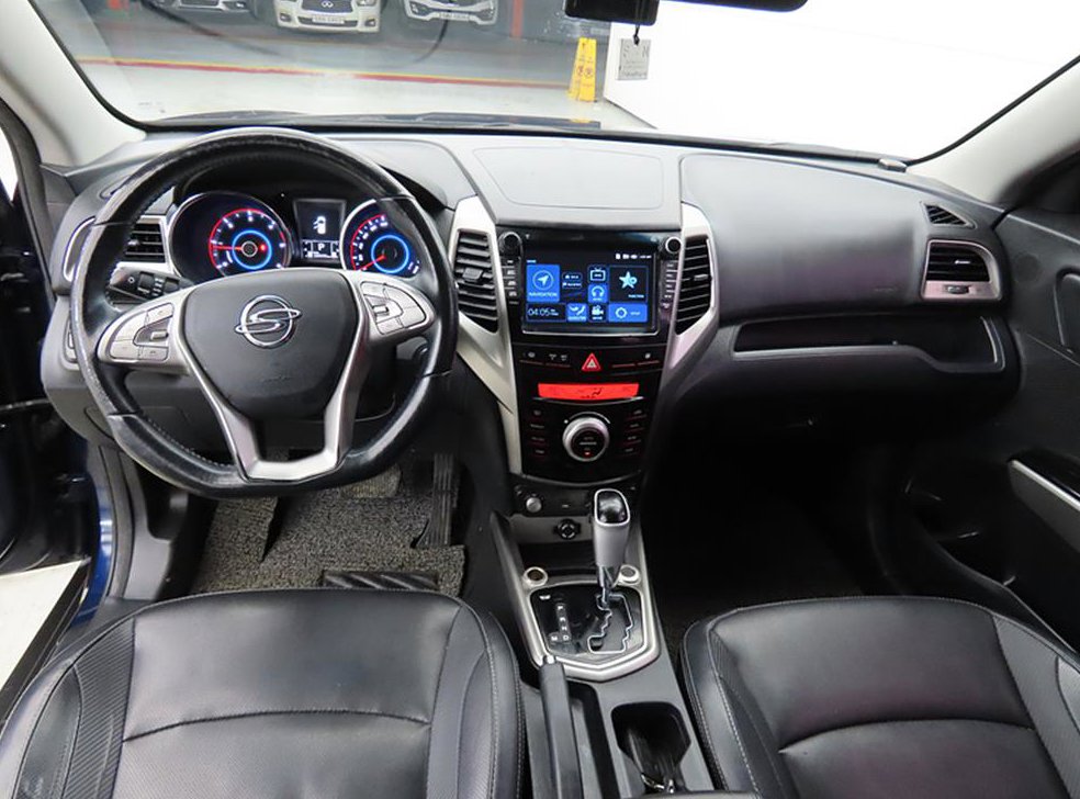 KG모빌리티(쌍용)  티볼리 디젤 2WD 1.6 LX 사진 7