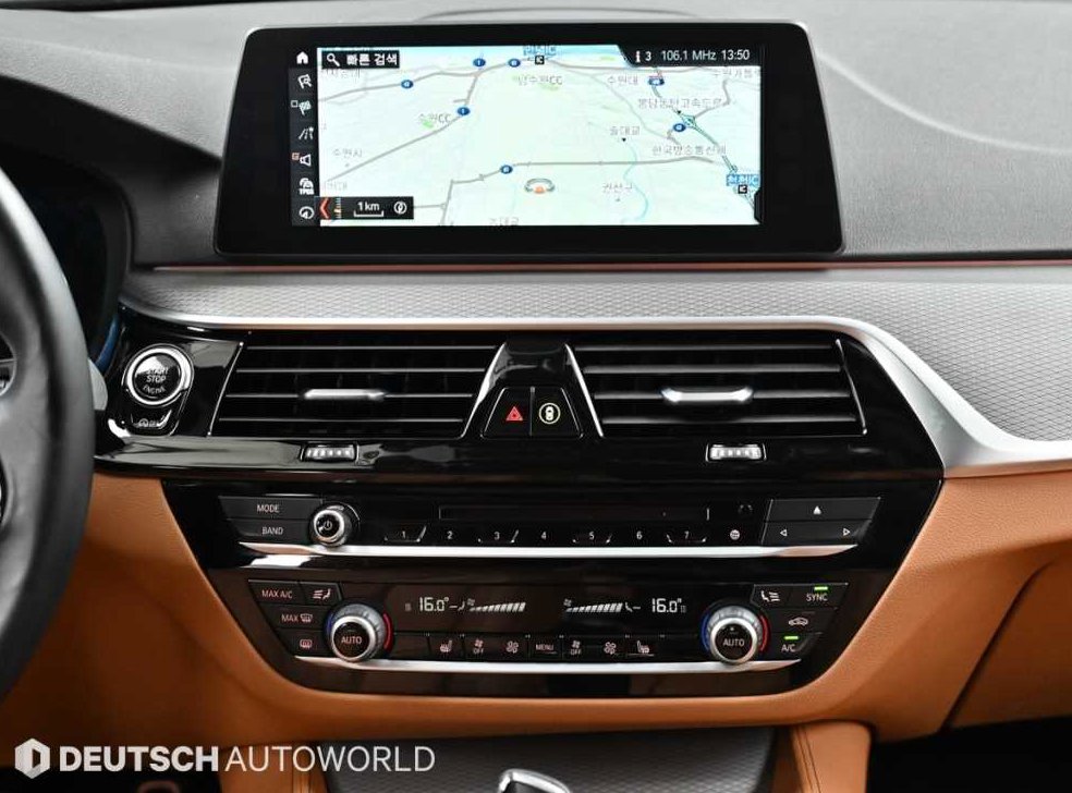 BMW 5시리즈 530i xDrive M 스포츠 플러스 사진 14