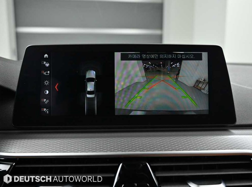 BMW 5시리즈 530i xDrive M 스포츠 플러스 사진 15