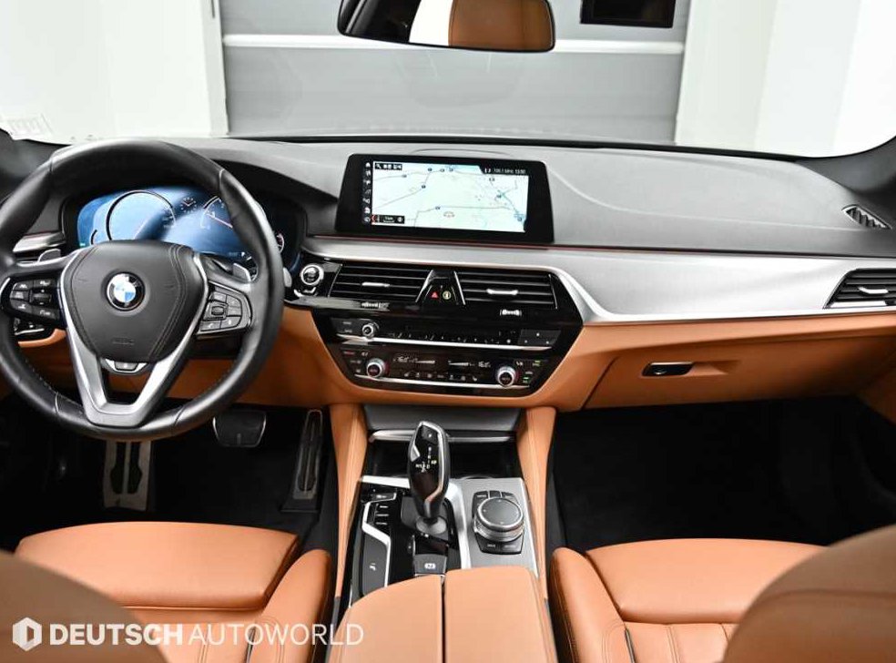 BMW 5시리즈 530i xDrive M 스포츠 플러스 사진 7