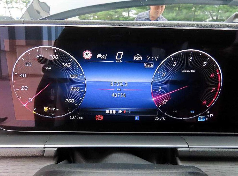 벤츠 GLE 클래스 GLE 450 4MATIC 사진 9