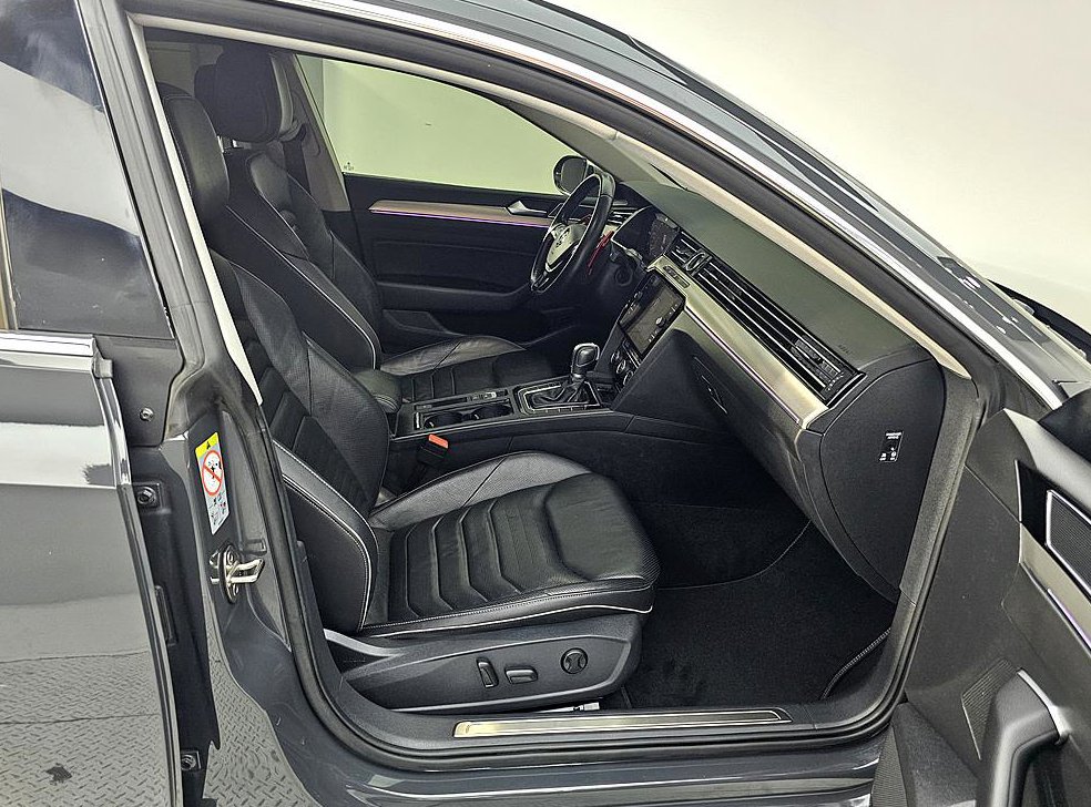 폭스바겐 아테온 2.0 TDI 엘레강스 프리미엄 사진 11