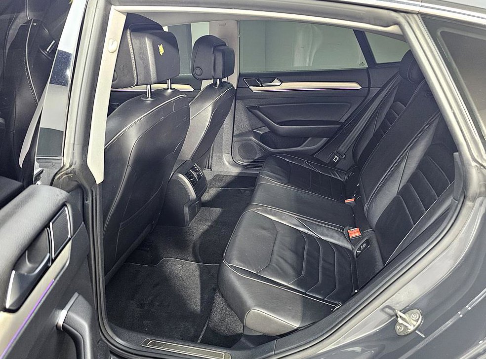 폭스바겐 아테온 2.0 TDI 엘레강스 프리미엄 사진 9