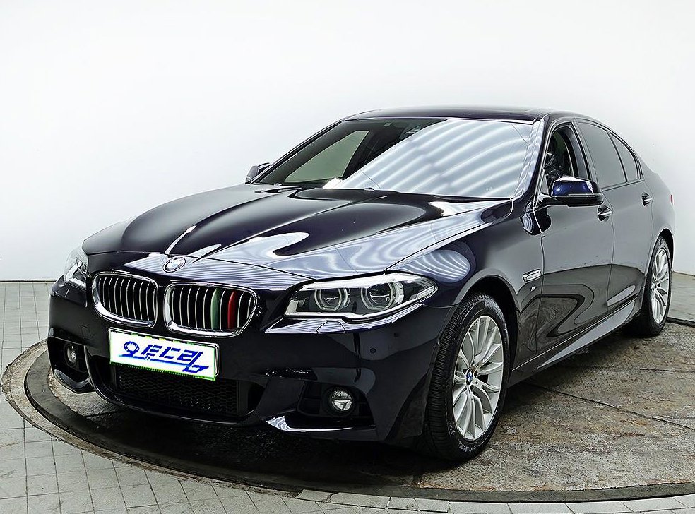 BMW 5시리즈 520d xDrive M 에어로다이나믹 사진 2