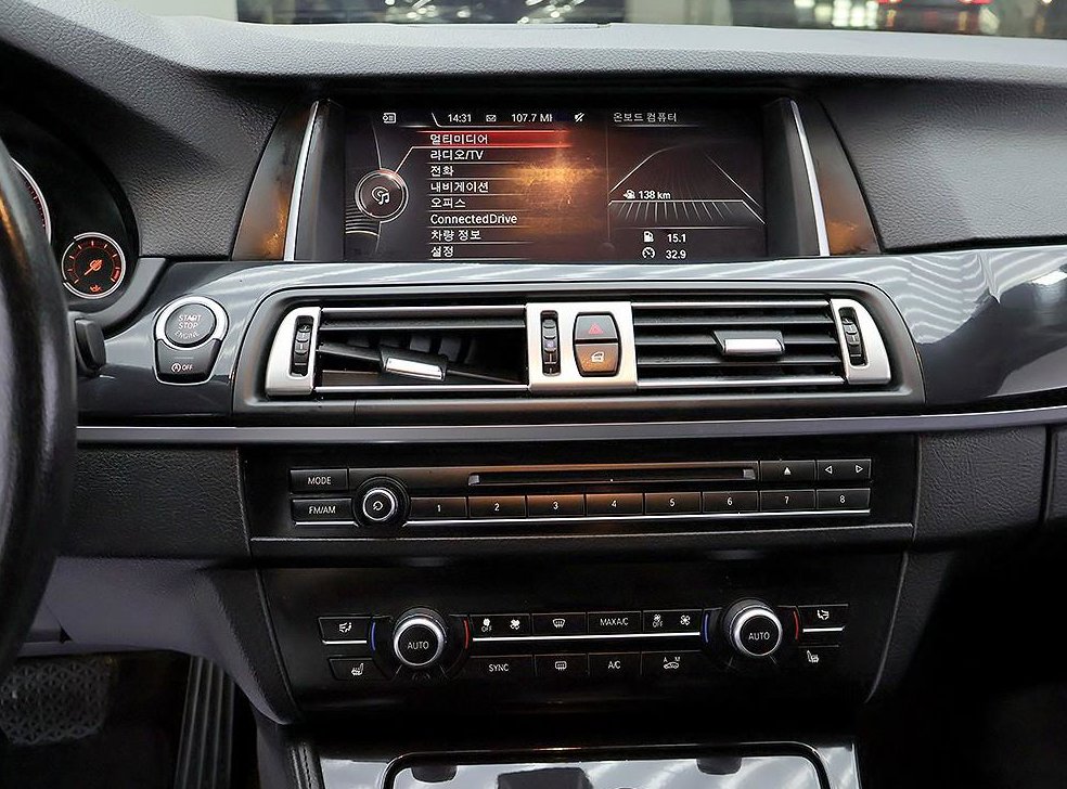 BMW 5시리즈 520d xDrive M 에어로다이나믹 사진 9