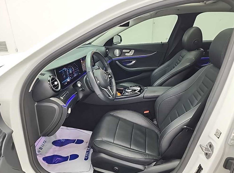 벤츠 E 클래스 E300 아방가르드 사진 11
