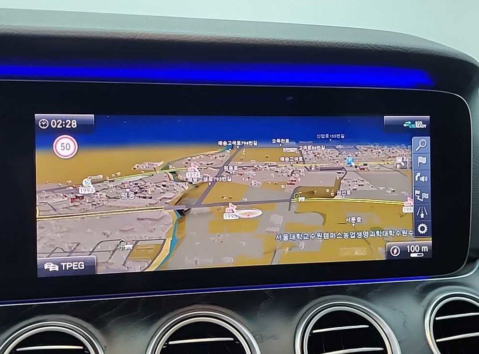 벤츠 E 클래스 E300 아방가르드 사진 15