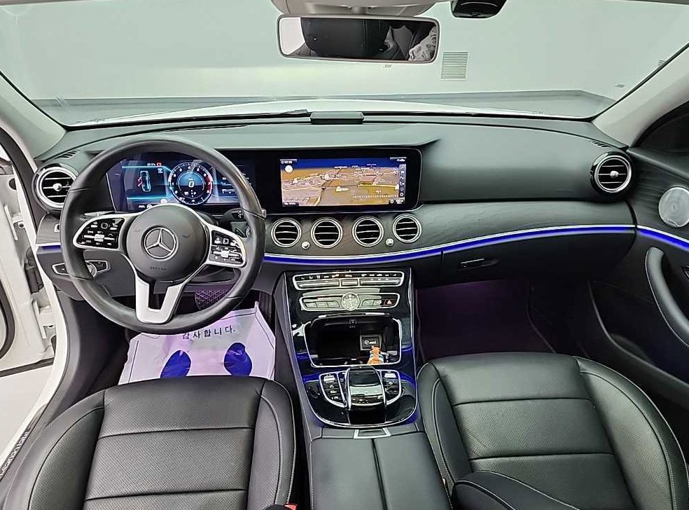 벤츠 E 클래스 E300 아방가르드 사진 7
