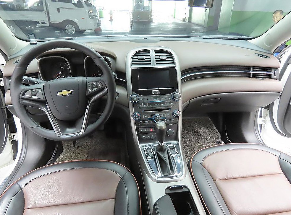 쉐보레 말리부 2.4 LTZ 사진 12