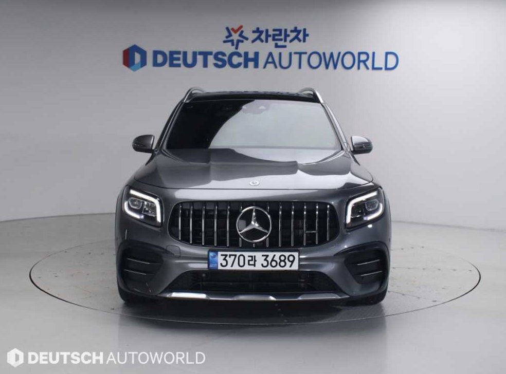 벤츠 GLB 클래스 AMG GLB 35 4MATIC 사진 3