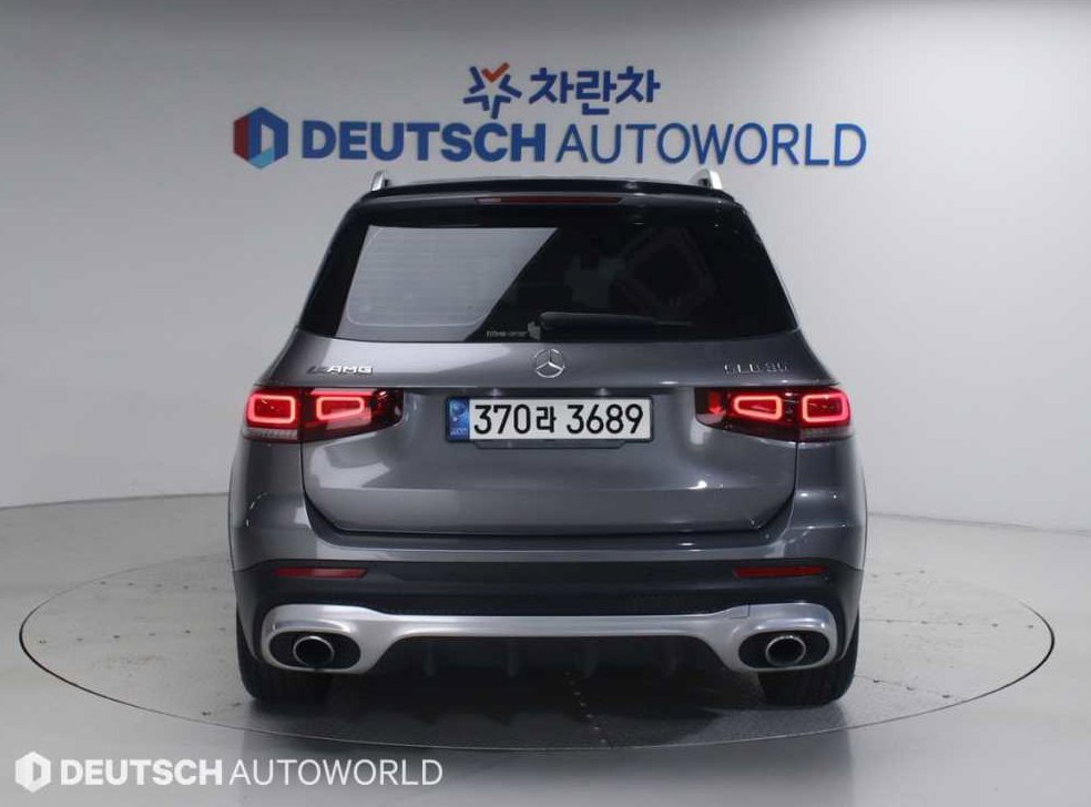 벤츠 GLB 클래스 AMG GLB 35 4MATIC 사진 4