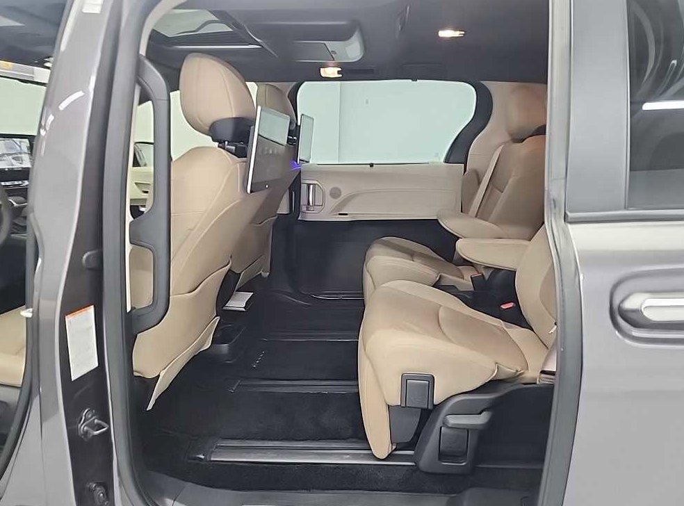 토요타 시에나 2.5 2WD 하이브리드 사진 13