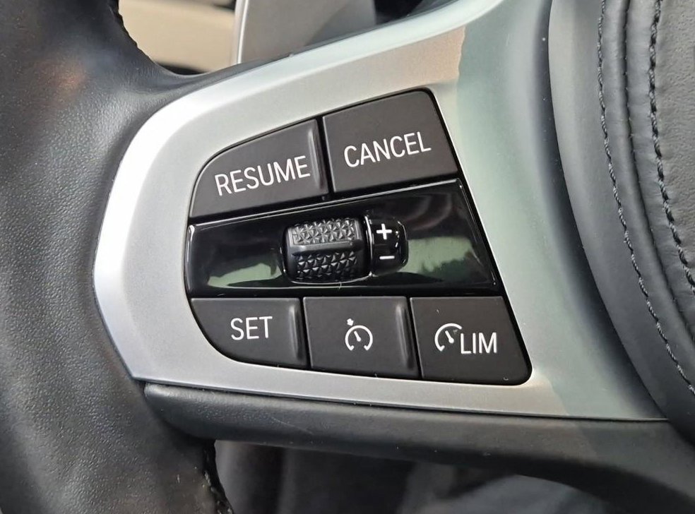 BMW 3시리즈 320i M 스포츠 사진 11