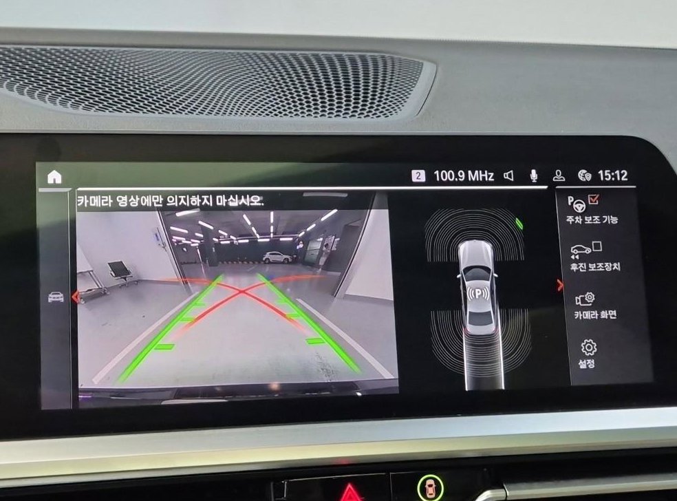 BMW 3시리즈 320i M 스포츠 사진 5