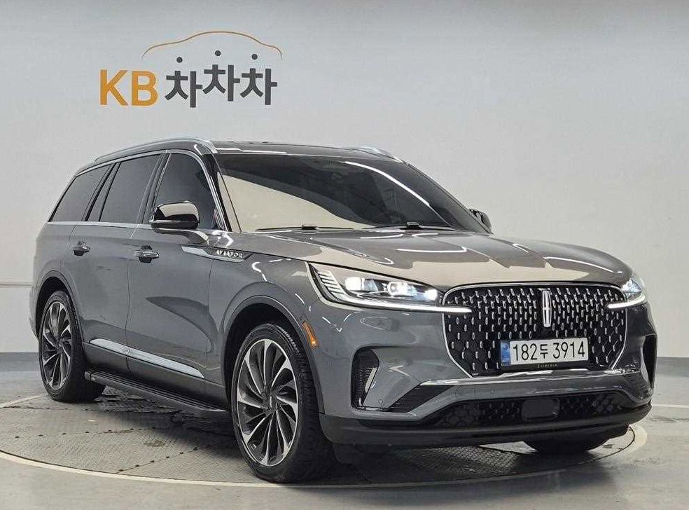 링컨 에비에이터 3.0 리저브 AWD 사진 4