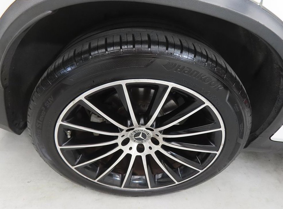 벤츠 GLC 클래스 GLC 300 4MATIC 쿠페 사진 20