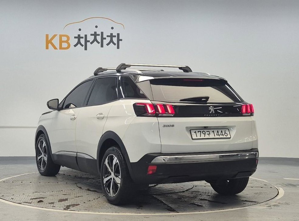 푸조 3008 1.5 BlueHDi 알뤼르 사진 3