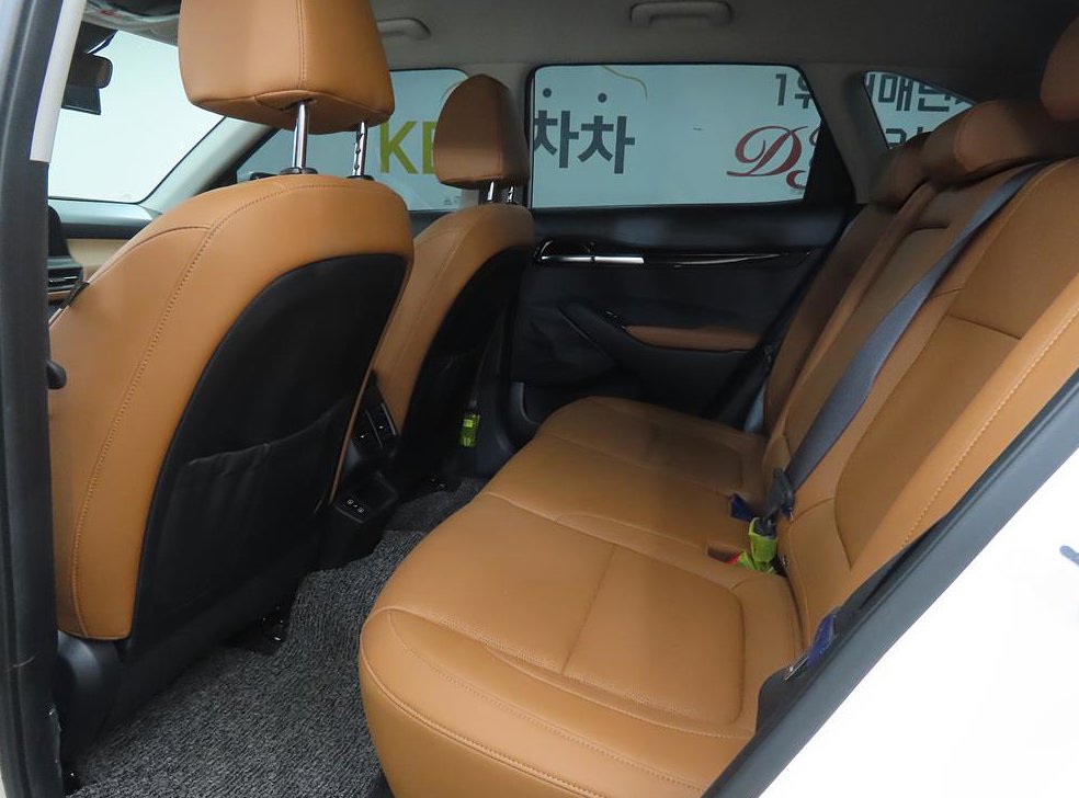 기아 셀토스 가솔린 2.0 2WD 사진 6