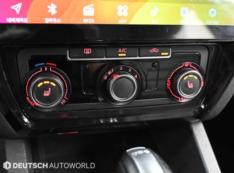폭스바겐 제타 2.0 TDI 블루모션 사진 13
