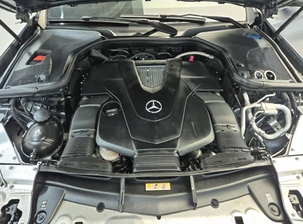벤츠 E 클래스 E450 4MATIC 익스클루시브 사진 5