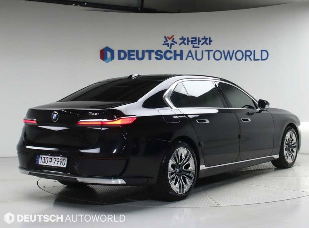 BMW 7시리즈 740i sDrive M 스포츠 사진 2