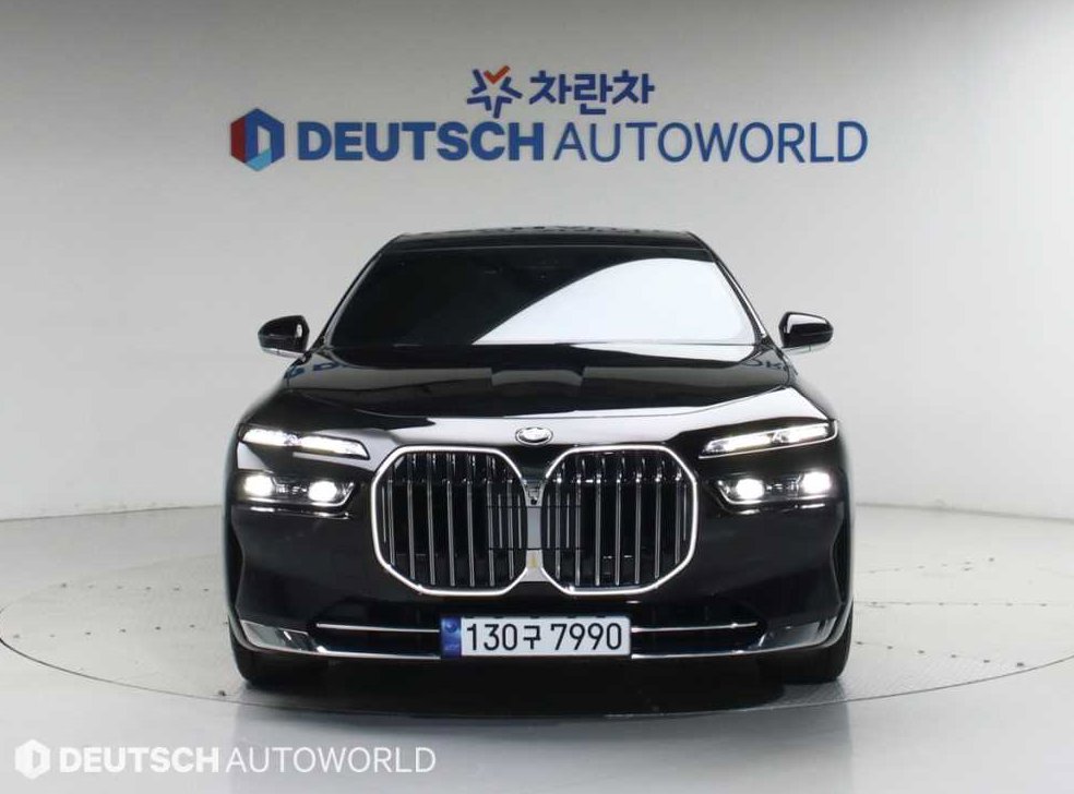 BMW 7시리즈 740i sDrive M 스포츠 사진 3