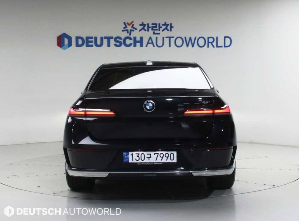 BMW 7시리즈 740i sDrive M 스포츠 사진 4