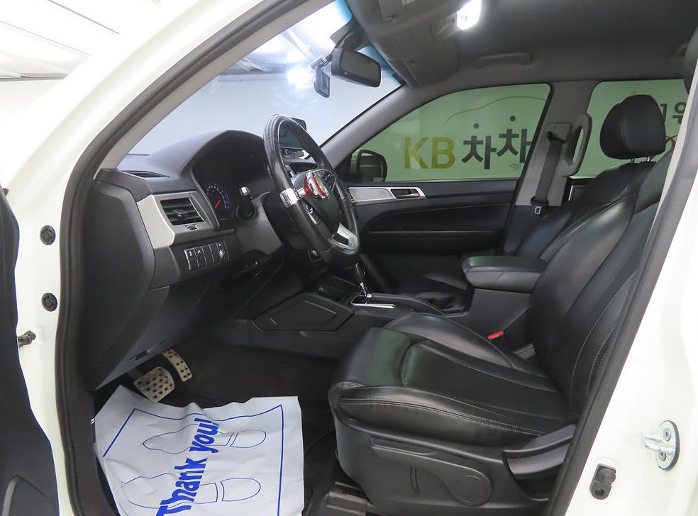 KG모빌리티(쌍용)  렉스턴 4WD 디젤 2.2 사진 4