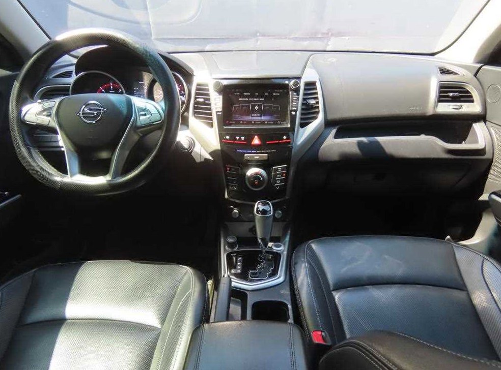 KG모빌리티(쌍용)  티볼리 디젤 2WD 1.6 VX 사진 7