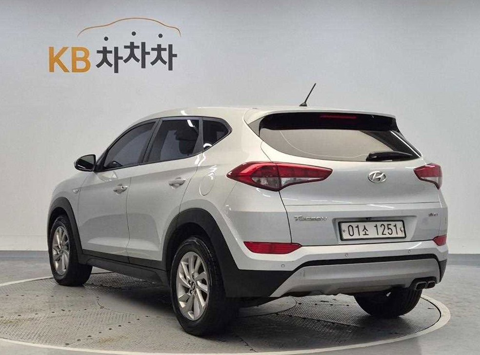 현대 투싼 디젤 2.0 2WD 사진 2