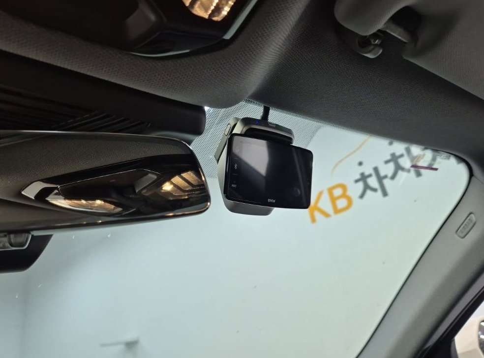 BMW 5시리즈 520i 사진 18