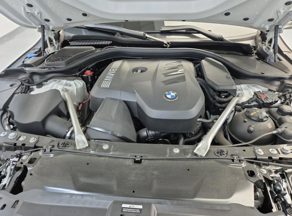 BMW 5시리즈 520i 사진 5