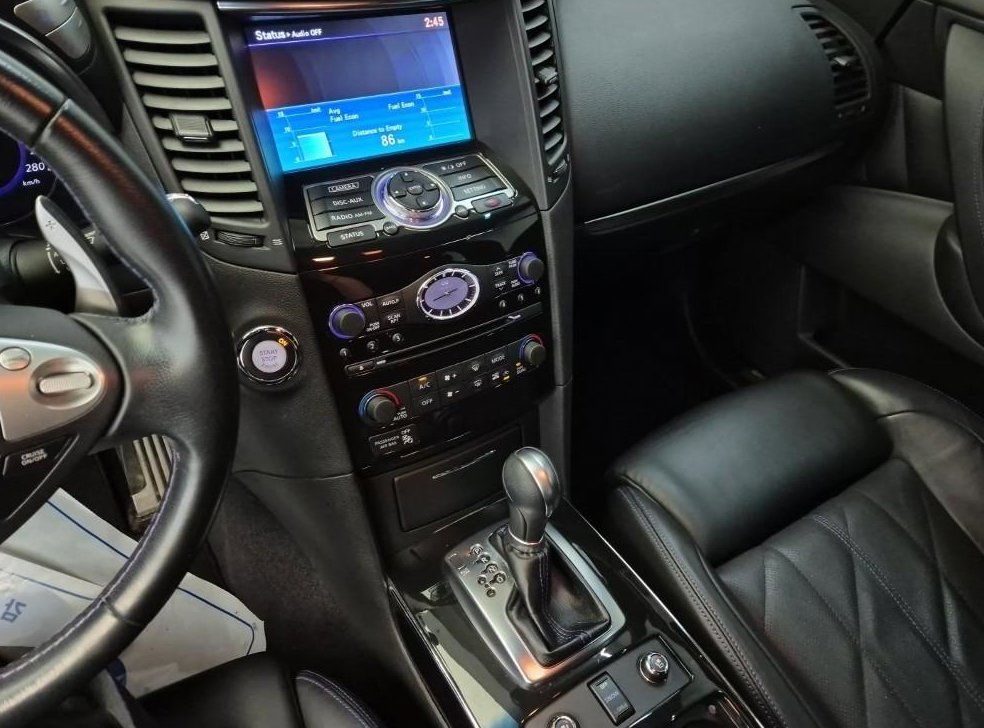 인피니티 QX 3.7 AWD 사진 10
