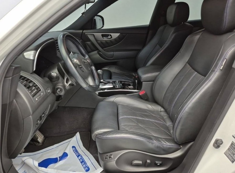 인피니티 QX 3.7 AWD 사진 11