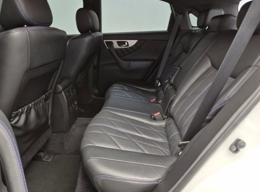 인피니티 QX 3.7 AWD 사진 12