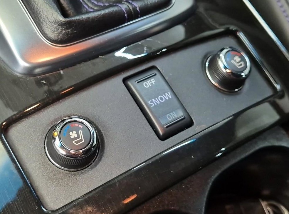 인피니티 QX 3.7 AWD 사진 16