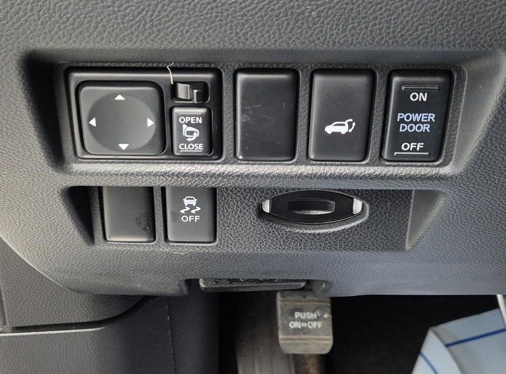 인피니티 QX 3.7 AWD 사진 18
