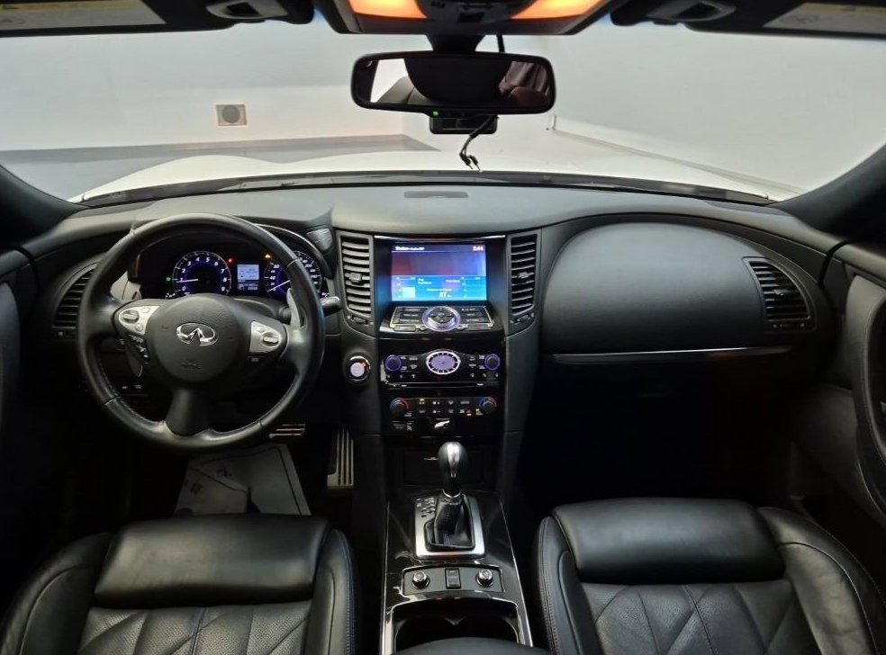 인피니티 QX 3.7 AWD 사진 7