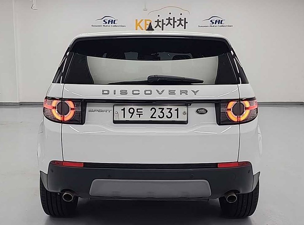 랜드로버 디스커버리 스포츠 2.0 TD4 SE(150마력) 사진 3