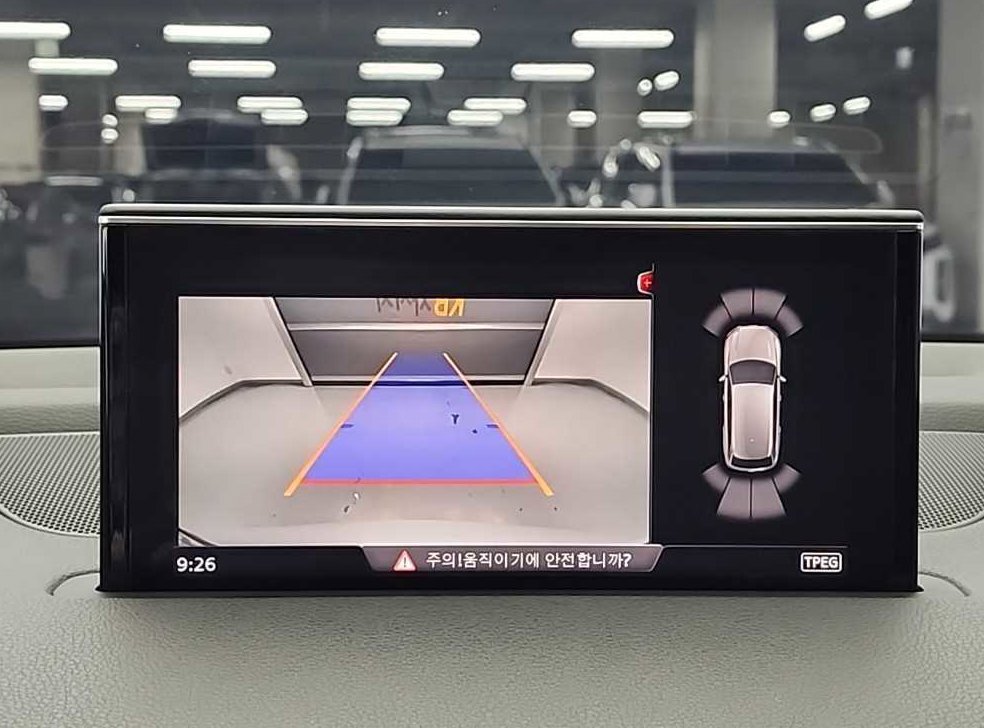 아우디 Q7 45 TFSI 콰트로 사진 16