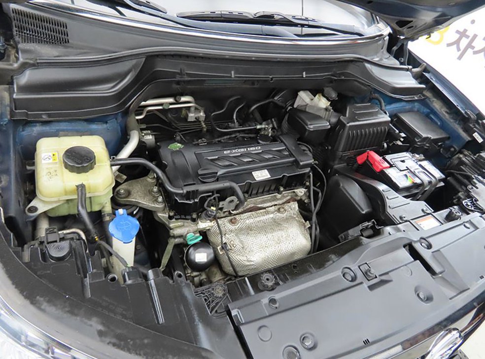 KG모빌리티(쌍용)  티볼리 가솔린 2WD 1.6 LX 사진 19