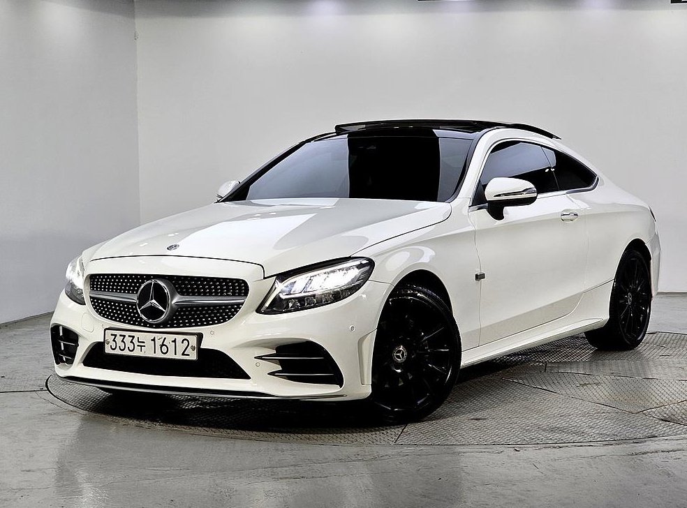 벤츠 C 클래스 C220 d 4MATIC 쿠페