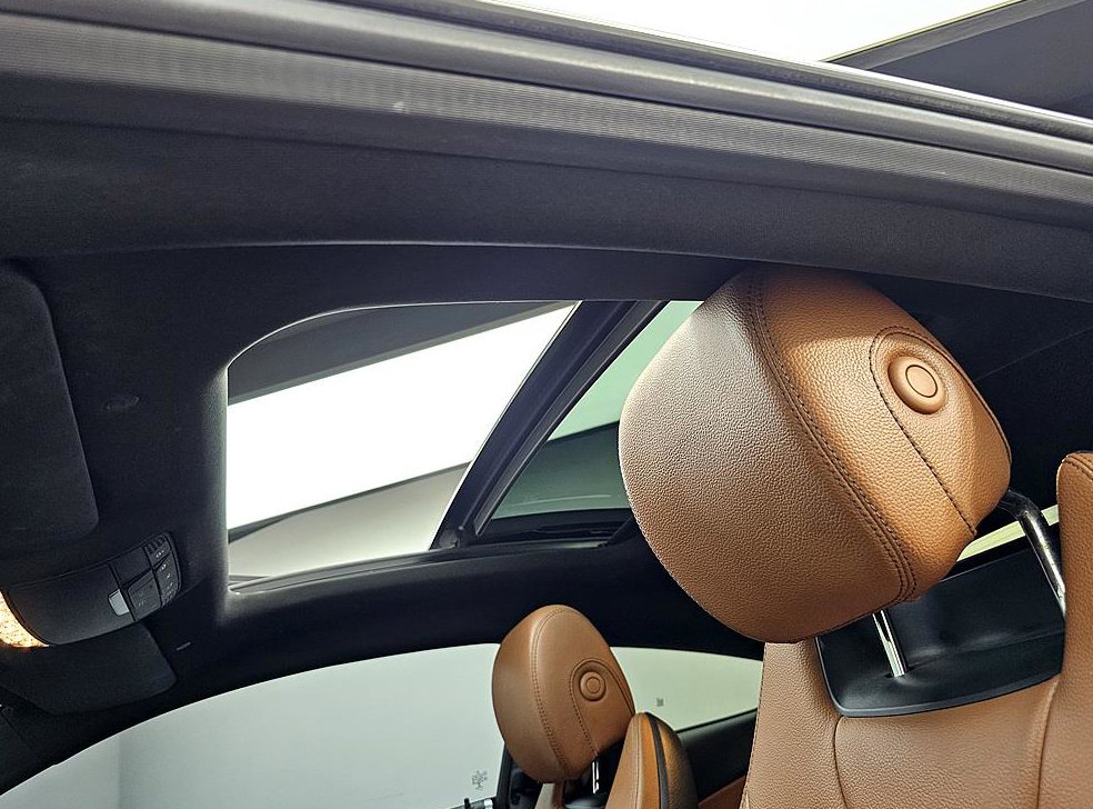벤츠 C 클래스 C220 d 4MATIC 쿠페 사진 11