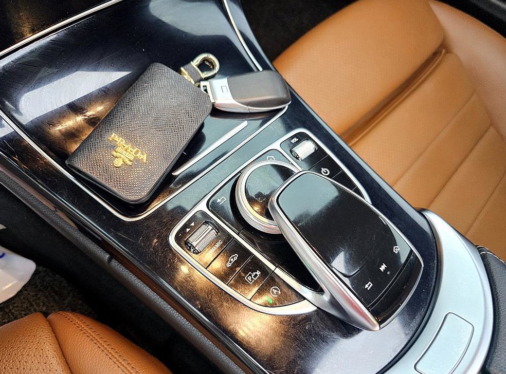 벤츠 C 클래스 C220 d 4MATIC 쿠페 사진 15