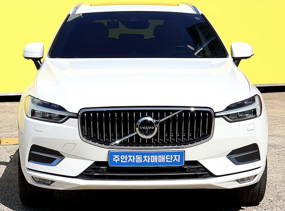 볼보 XC60 D5 AWD 인스크립션
