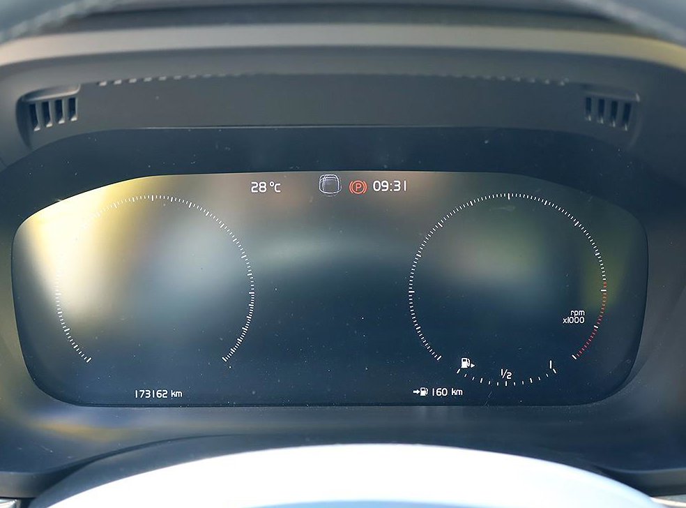 볼보 XC60 D5 AWD 인스크립션 사진 6