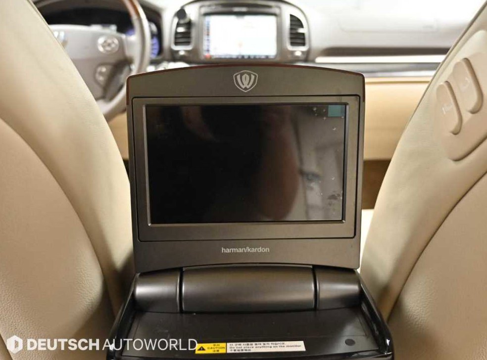 KG모빌리티(쌍용)  체어맨 가솔린 2WD V8 5000 사진 18